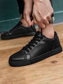 Men Lace-up Front Low Top Skate Shoes - Black - View 2
