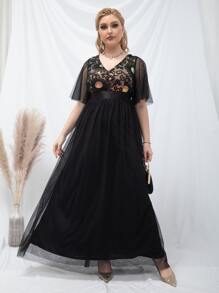SHEIN Belle Plus Floral Embroidery Sequin Insert Butterfly Sleeve Mesh Prom Dress - Black - View 1