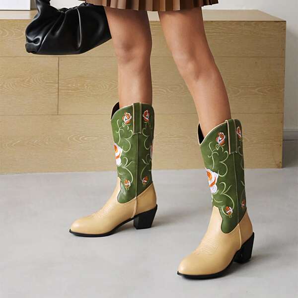 

Floral Embroidery Chunky Heeled Boots, Green