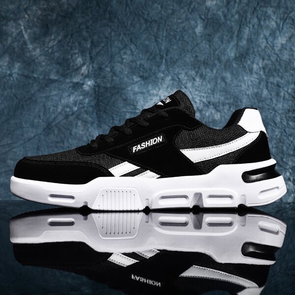 

Men Letter Patch Breathable Lace-up Front Running Shoes, Black