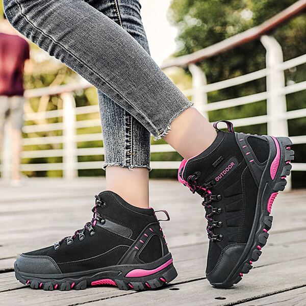 

Colorblock Letter Graphic Lace-up Front Hiking Shoes, Black