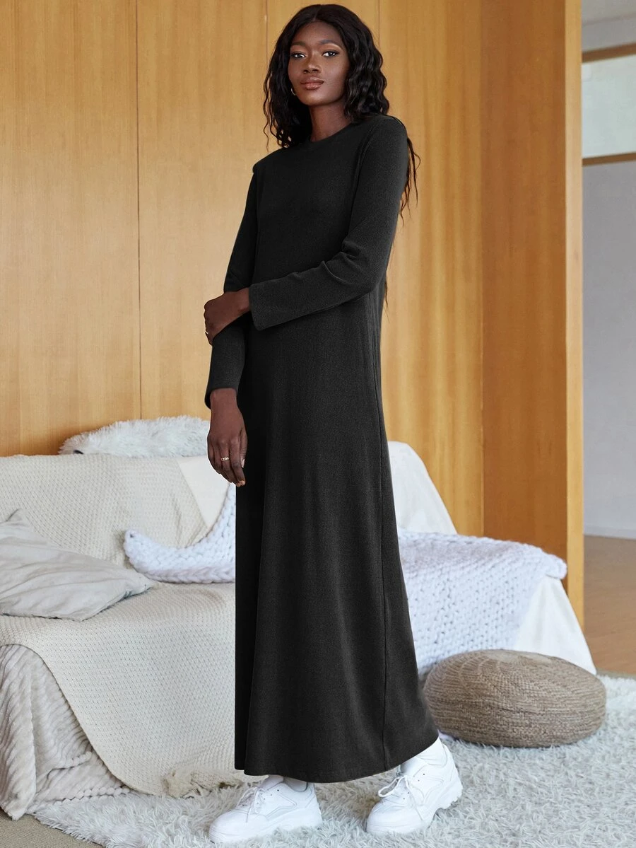 Ribbed Knit Maxi Dress - Black - View 1