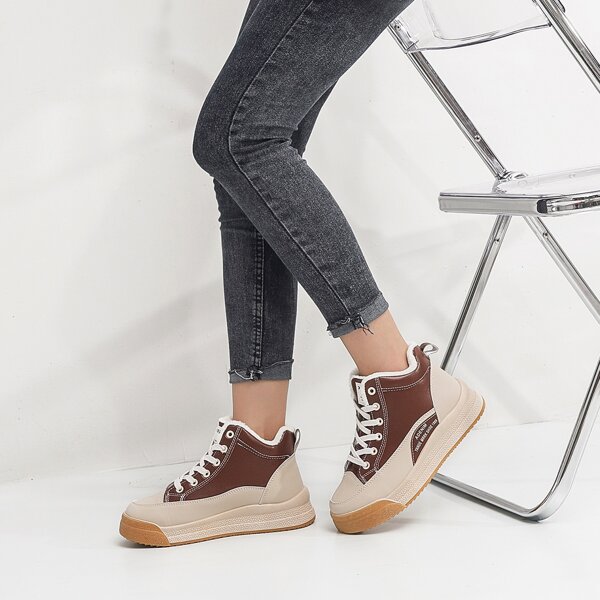 

Letter Graphic Colorblock Lace-up Front Skate Shoes, Brown