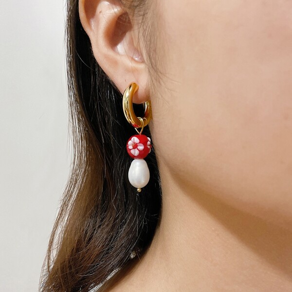 

Natural Pearl Decor Hoop Earrings, Multicolor