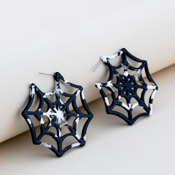 

Cobweb Design Earrings, Black and white