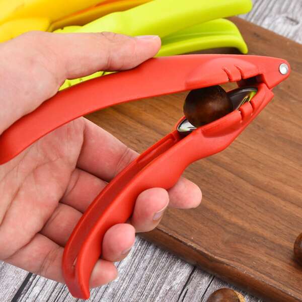 

1pc Random Color Chestnut Plier, Multicolor