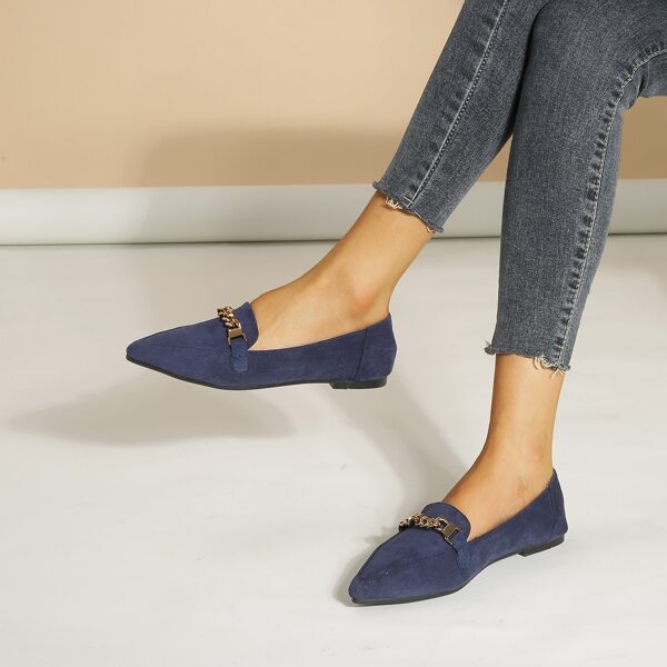 

Chain Decor Point Toe Faux Suede Flat Loafers, Blue