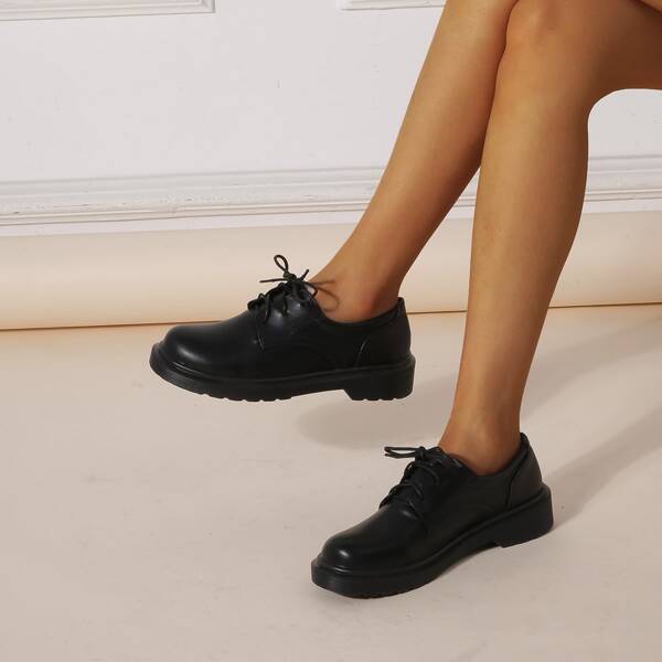 

Minimalist Lace-up Front Oxfords, Black