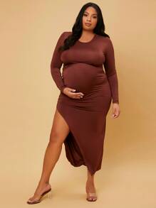 SHEIN Maternity Plus Solid Tee & Ruched Side Asymmetrical Hem Skirt - Coffee Brown - View 1