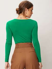 MOTF PREMIUM VISCOSE SLIM TWIST T-SHIRT - Green - View 2