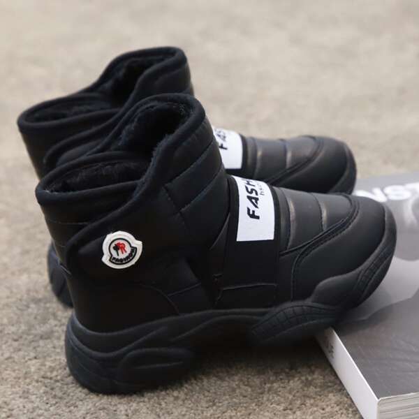 

Girls Letter Graphic Snow Boots, Black
