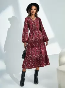 فستان بحافة مكشكش باكمام بيشوب بطباعة شامل