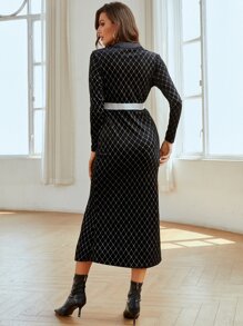 Modelyn 菱形印花西裝領高衩絲絨洋裝 - 黑色 - 查看 2