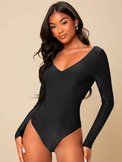 SHEIN BAE Solid Deep V Neck Bodysuit