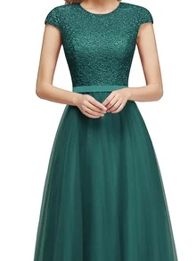 BABYONLINE D.R.E.S.S. Contrast Lace Mesh Bridesmaid Dress - Dark Green - View 3