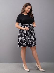 SHEIN LUNE 大碼印花繫腰帶洋裝 - 黑與白 - 查看 3