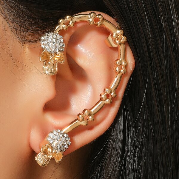 

Rhinestone Skull Decor Ear Wrap, Gold