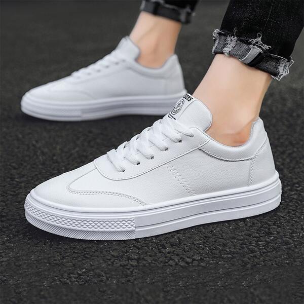 

Men Minimalist Lace Up Front Skate Shoes, White