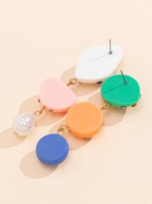 水鑽裝飾不成對耳環