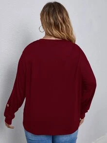 Camiseta de hombros caídos unicolor con diseño de botón - Burdeos - Ver 2