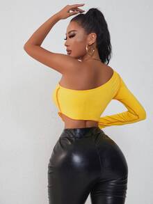 SHEIN SXY Camiseta corta de un hombro bajo asimétrico - Amarillo - Ver 2