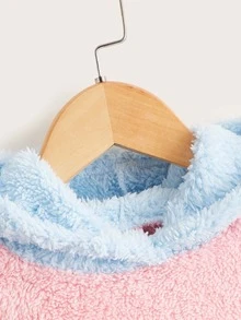 SHEIN Young Girls Color Block Kangaroo Pocket Teddy Sweatshirt - Multicolor - View 4