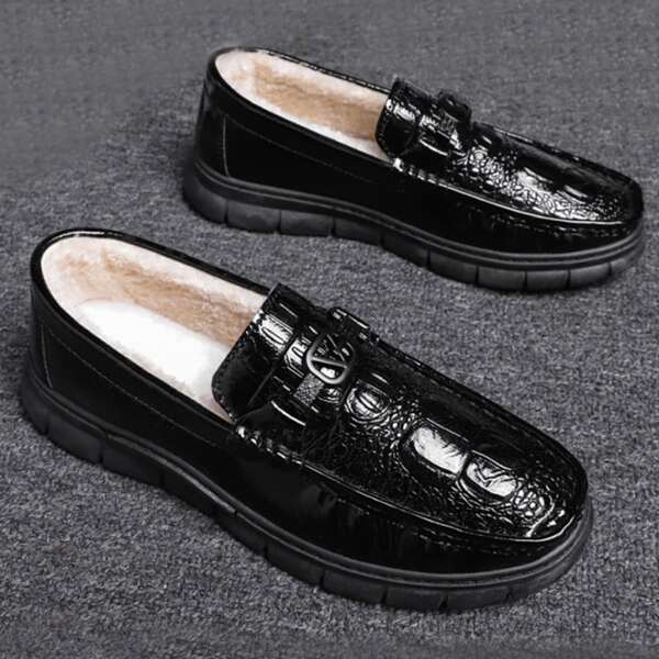 

Men Crocodile Embossed Snaffle Decor Loafers, Black