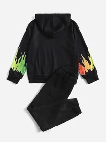 SHEIN 男孩字母和火圖案連帽衫和腰部抽繩衛褲 - 黑色 - 查看 2