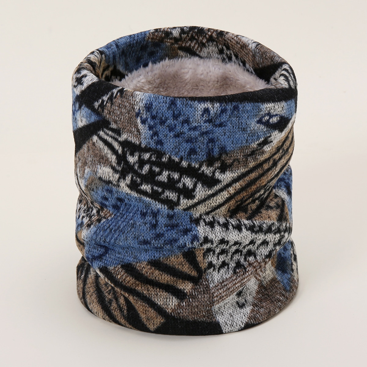 Шарф на подкладке из флиса узором бесконечность