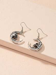 Skull Decor Drop Earrings - Antique Silver - View 4
