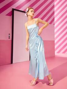 NINI 前打結下擺開叉緞面吊帶連衣裙 - 淺藍色 - 查看 3