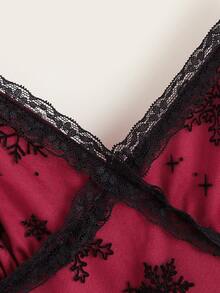 SHEIN Unity 蕾絲拼接吊帶短上衣 - 酒紅色 - 查看 4