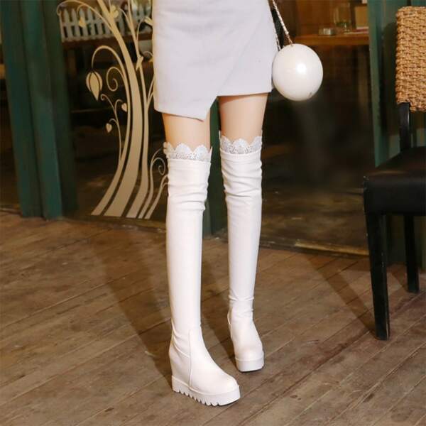 

Scallop Trim Hidden Wedge Boots, White