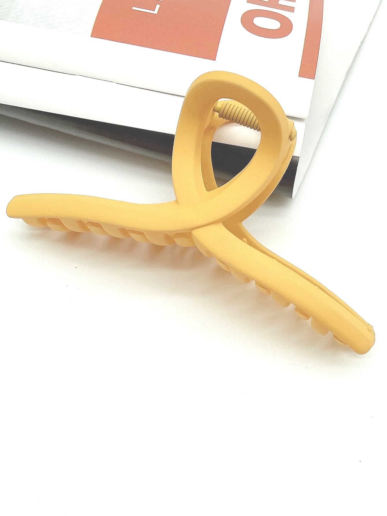 Móng vuốt tóc màu trơn Giải trí - Màu vàng - Xem 1