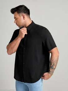 Manfinity VCAY قميص كاجوال ذو أزرار ولون أساسي مناسب للرجال البدناء