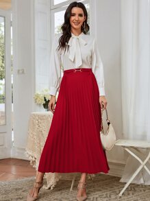 Modelyn D-ring Pleated Skirt