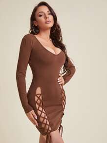 SHEIN SXY فستان تخريم الصاف جذابة