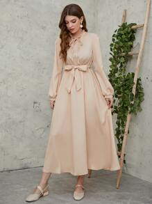 繫帶領燈籠袖腰帶洋裝