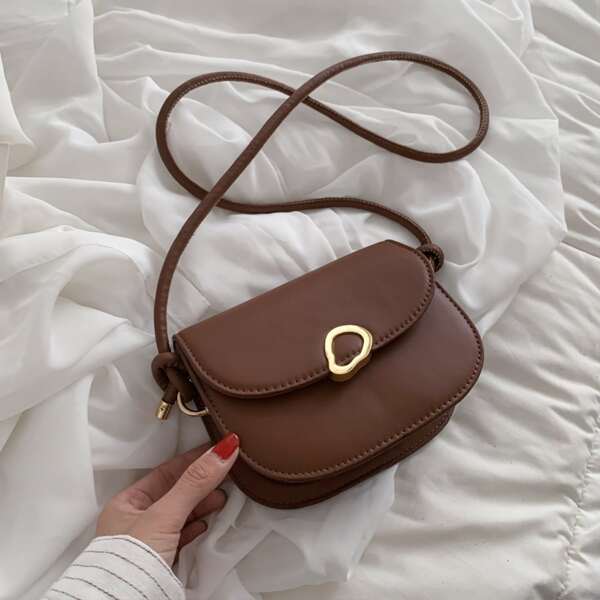 

Metal Patch Flap Saddle Bag, Brown