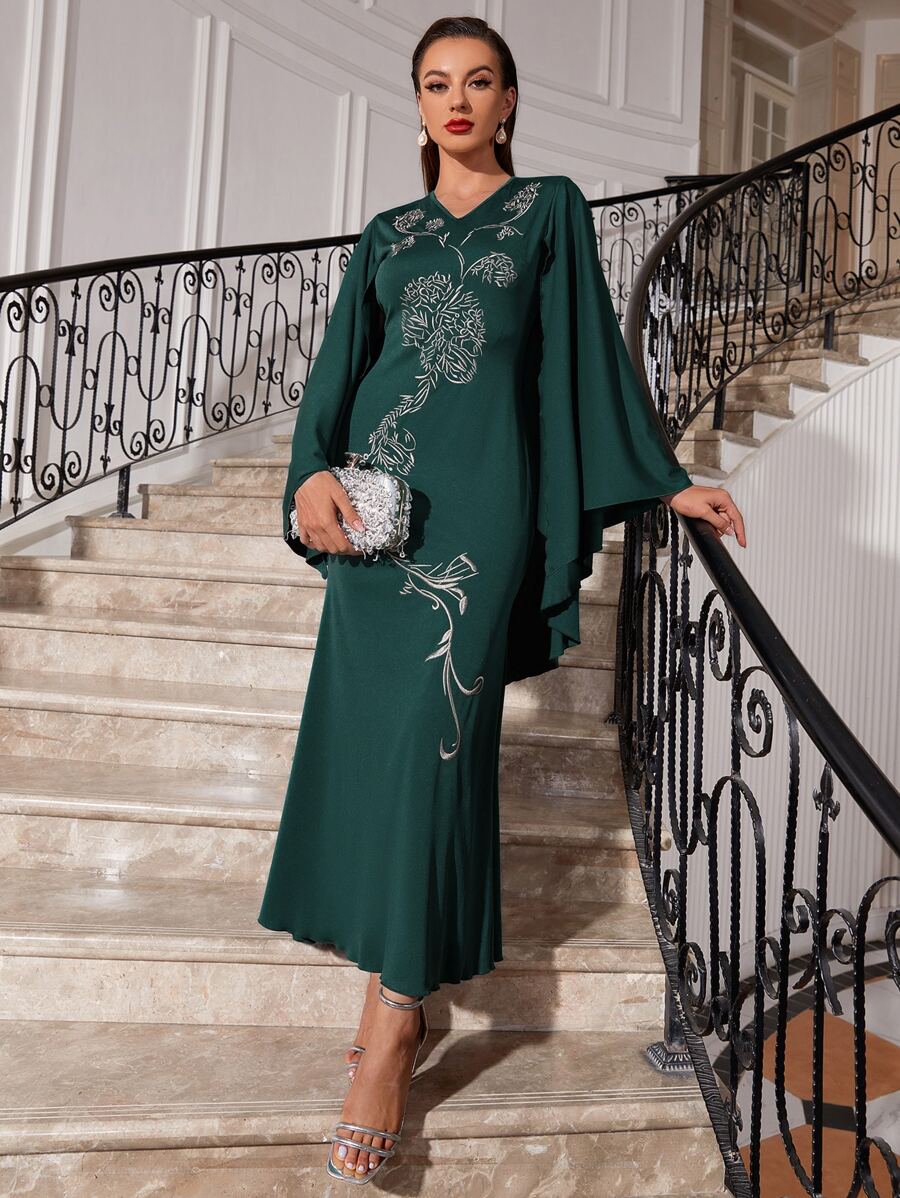 Modelyn Plant Embroidery Cloak Sleeve Dress - Dark Green - View 1