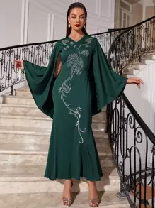 Modelyn Plant Embroidery Cloak Sleeve Dress - Dark Green - View 5