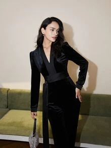 Women Solid Color With Belt Spring V-Neck Long Sleeve Velvet Waisted Elegant Old Money Style Jumpsuit, Business Casual Women Vacation Outfits - Black - View 6