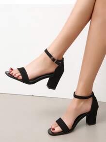 Women Black Minimalist Chunky Heeled Sandals, Fashionable Open Toe Ankle Strap Sandals For Daily
