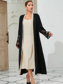 SHEIN Najma 水溶蕾絲拼接拼接邊腰帶阿拉伯罩袍 - 黑色 - 查看 6