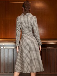 Modelyn Vestido con cinturón de cuadros de cuello esmoquin - Multicolor - Ver 2