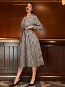 Modelyn Vestido con cinturón de cuadros de cuello esmoquin - Multicolor - Ver 3