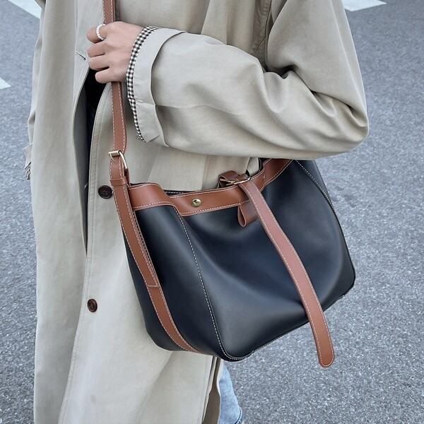 

Minimalist Large Capacity Square Bag, Black