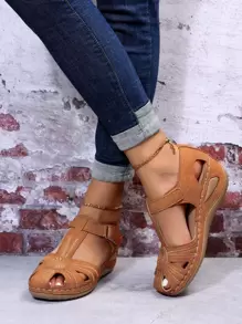 女士棕色流行鏤空,刺繡素色坡跟涼鞋帶極簡鏤空踝帶 - 棕色 - 查看 1