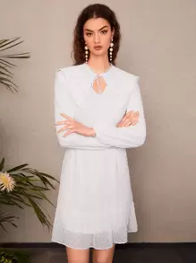 SHEIN VCAY 圓點前繫帶誇大領口燈籠袖荷葉邊連衣裙 - 白色 - 查看 3