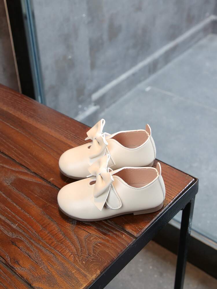 Infant Girls' Versatile Bow Decor Comfortable Solid Color Flat Shoes - White - View 2